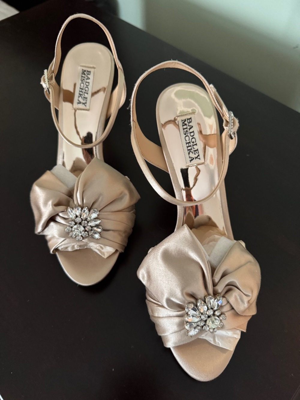 Badgley Mischka Champagne Satin Embellished Evening Heels